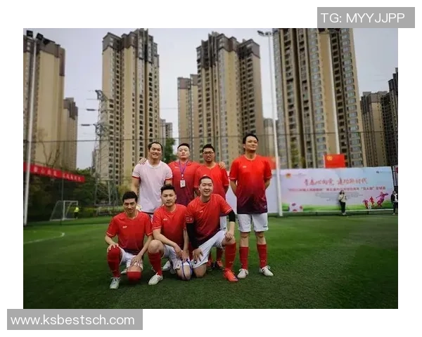 南京足球队在全国足球团队协作排行榜中荣获第六名的佳绩分析